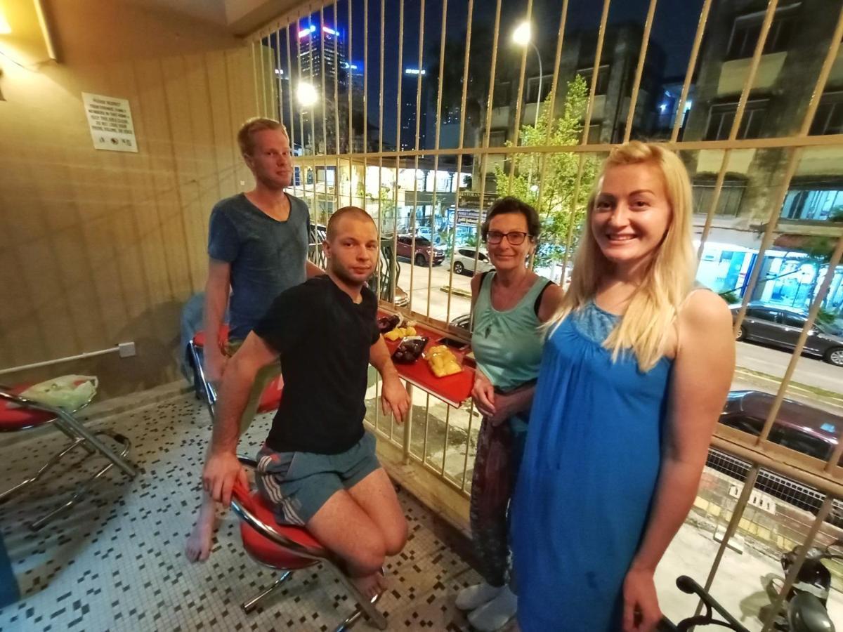 Hostel Atio Backpackers Kl Sentral Kuala Lumpur Zewnętrze zdjęcie