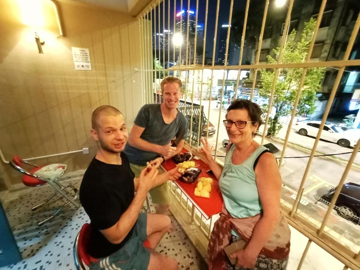 Hostel Atio Backpackers Kl Sentral Kuala Lumpur Zewnętrze zdjęcie