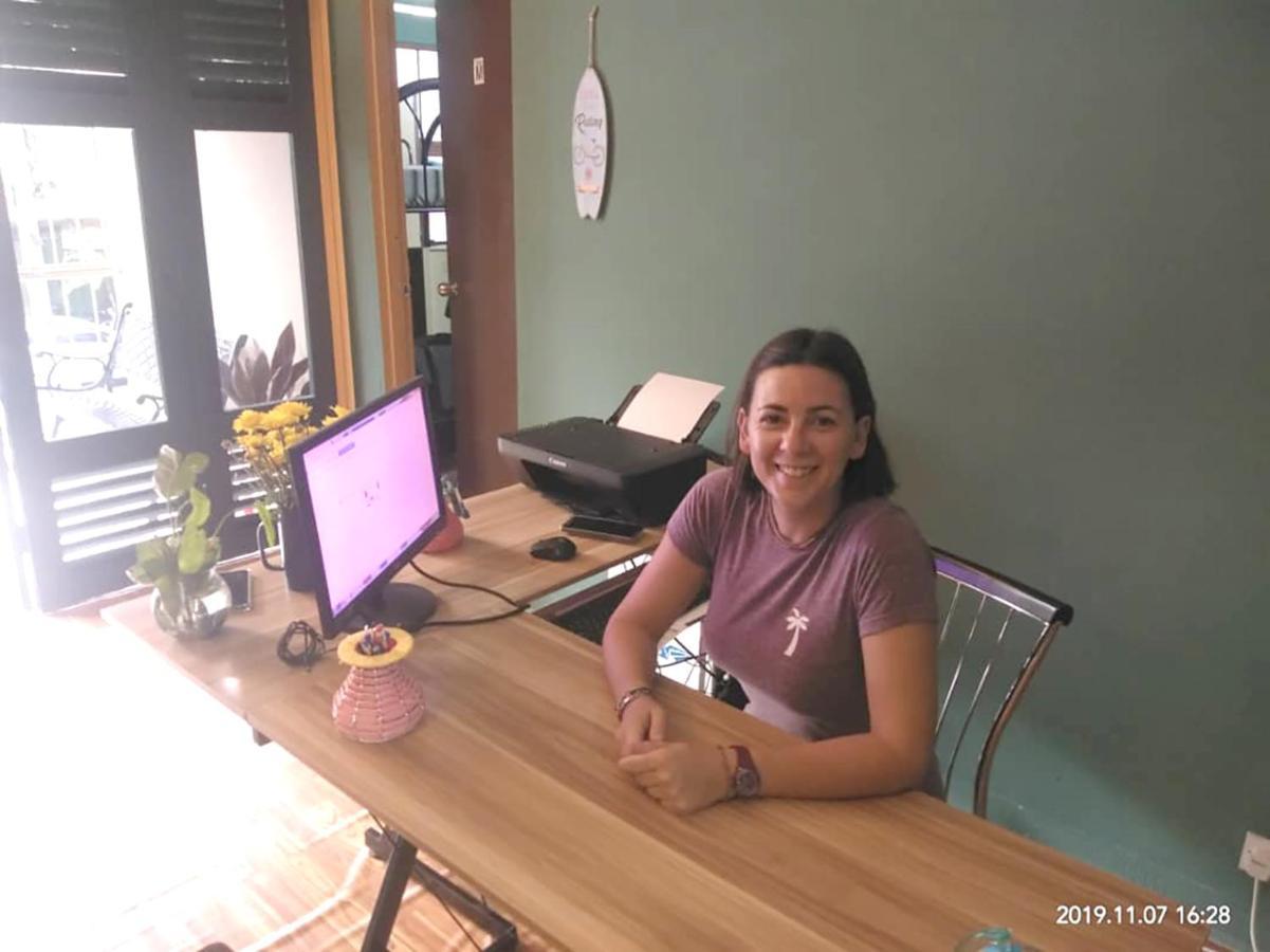 Hostel Atio Backpackers Kl Sentral Kuala Lumpur Zewnętrze zdjęcie